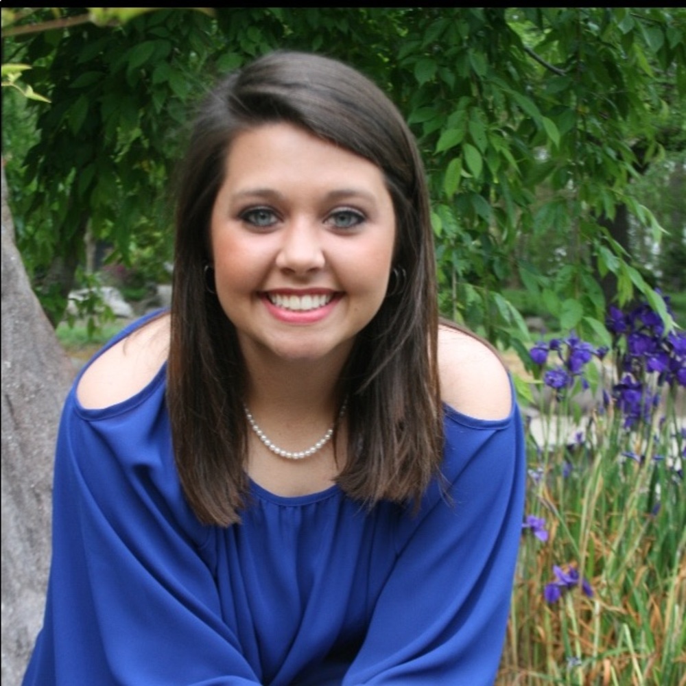 Meet your Posher, Lauren